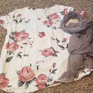 2 Piece Set - XXL Like New Floral Blouse and Scarf